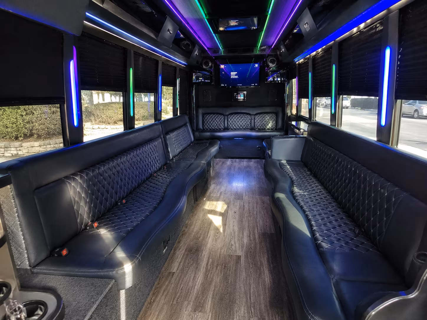 Rent a Bus to Seattle-Tacoma International Airport