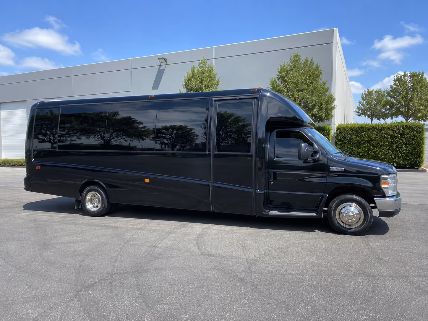 Bellevue Birthday, Sweet 16, & Quinceañera Party Bus Rentals
