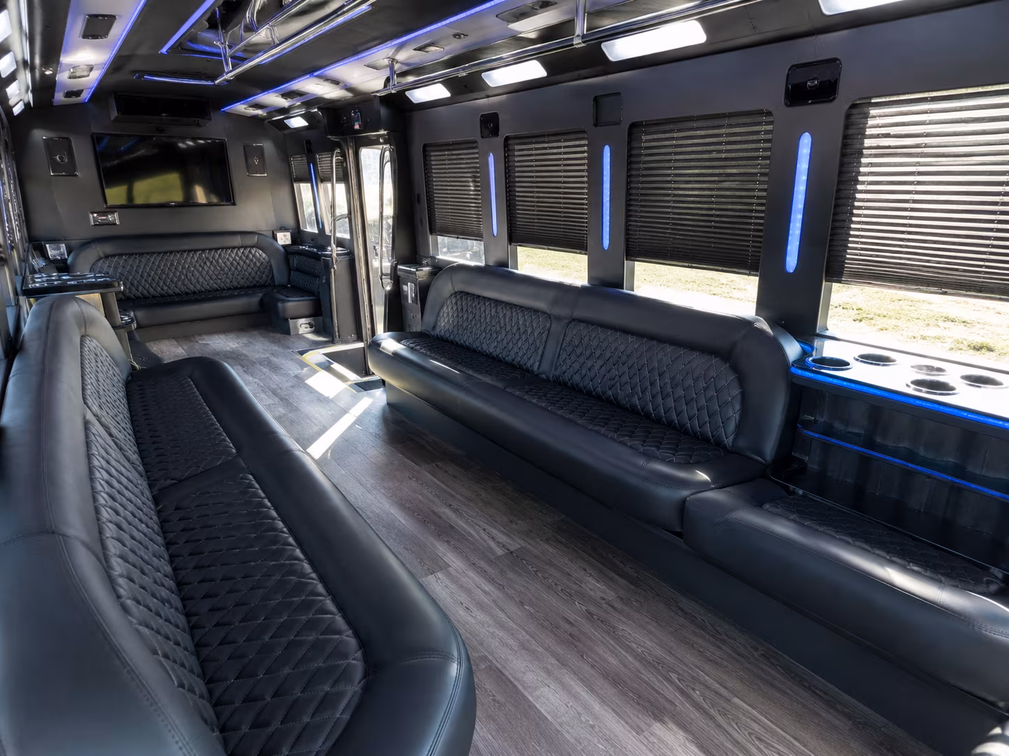 Redmond Homecoming & Prom Party Bus Rentals