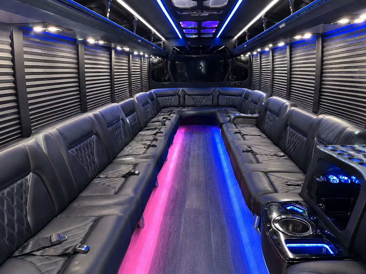 Seattle Birthday, Sweet 16, & Quinceañera Transportation group transportation