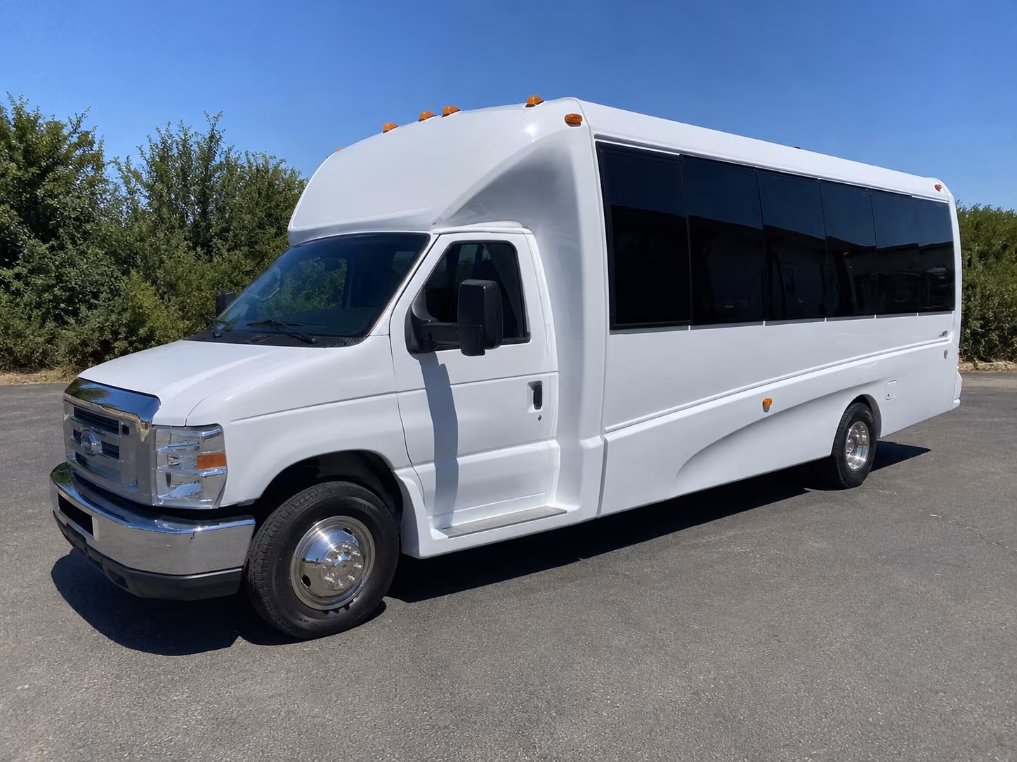 Seattle Prom & Homecoming Transportation party bus exterior