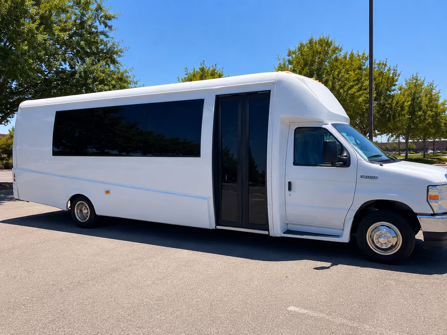 Seattle Winery Tour & Pub Crawl Transportation party bus exterior